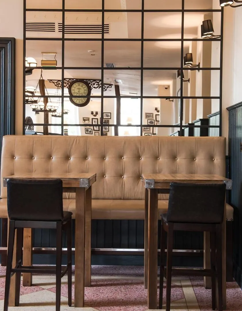 The Old Borough Hotel - Wetherspoon Swords