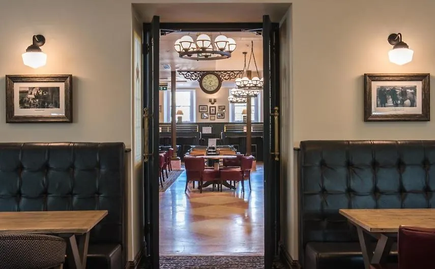The Old Borough Hotel - Wetherspoon Swords